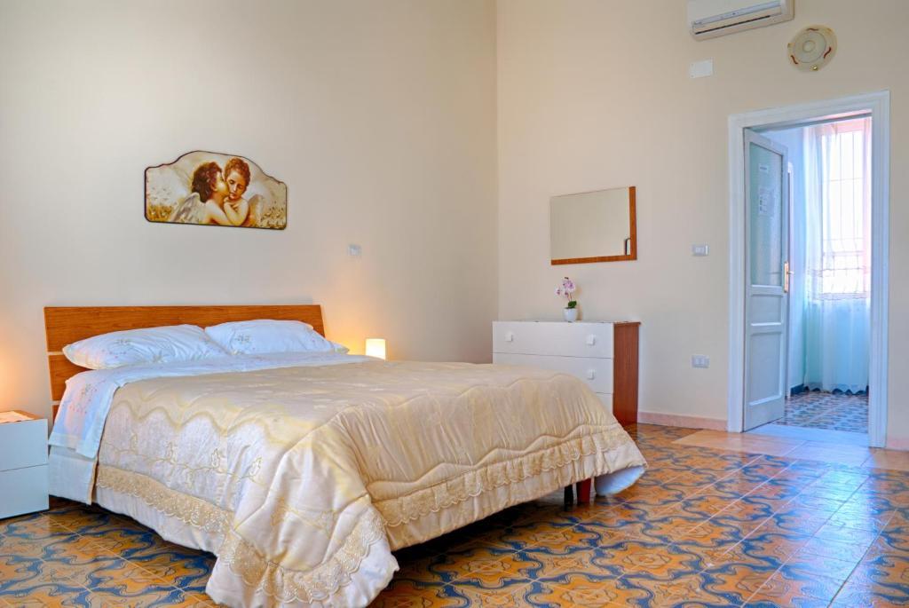 Bed And Breakfast Sommavesuvio 폴레나 트로키아 객실 사진